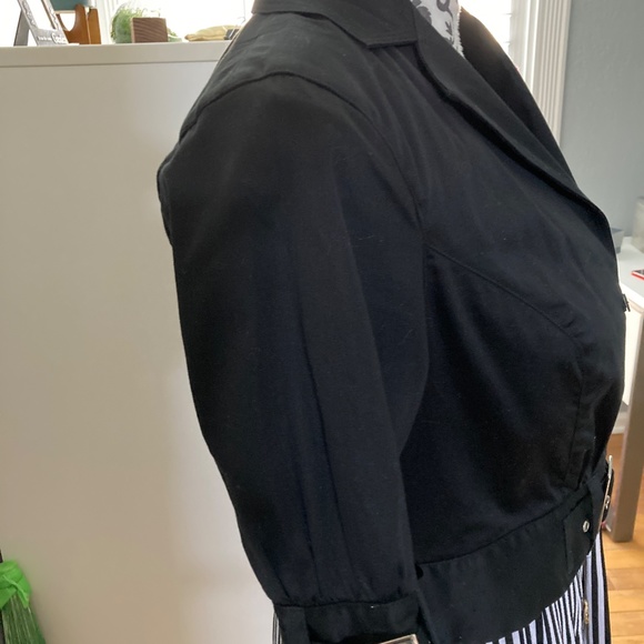 EYE waist length, short sleeve jacket - Picture 2 of 3